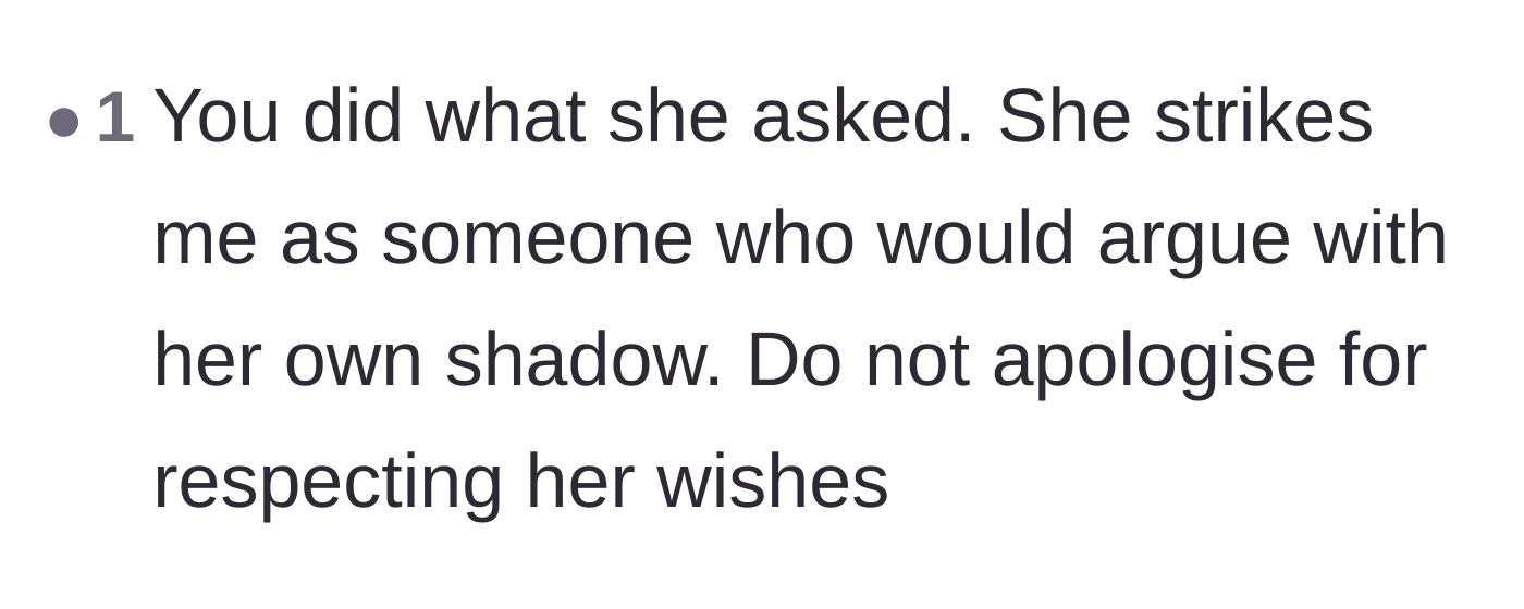 Comment thread 4 - Advice urging the main character not to apologize to someone who would argue with their own shadow.